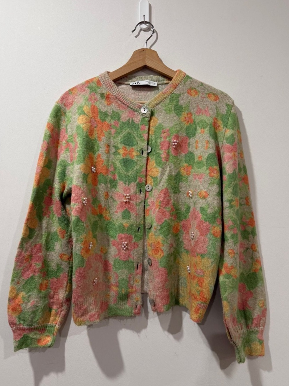 ZARA Floral Knit Cardigan Pearl Detail Size M - Picture 2 of 11
